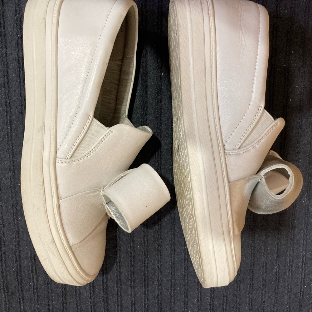 Nine West ribbon slip on sneakers , size US 5.5